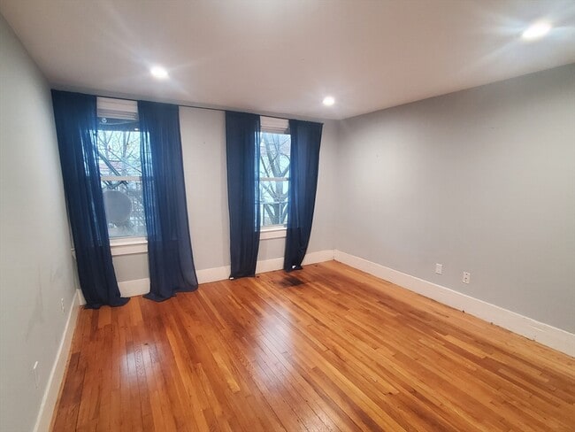 Photo - 866 Dorchester Ave Unit 2