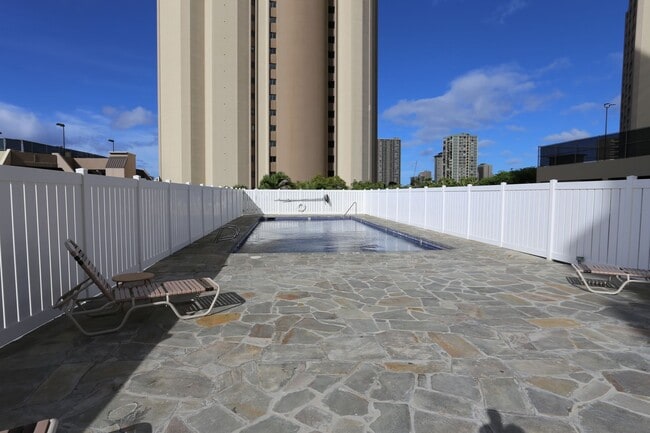 Photo - Regency Tower - Studio/1 Bath/1 Prkg - $1,500