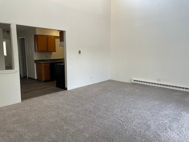 Photo - 1023 Kuhn Rd Unit 4