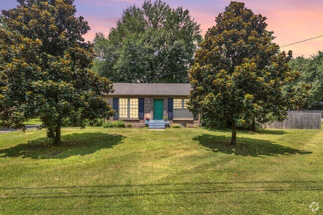 Building Photo - 4815 Danby Dr Rental