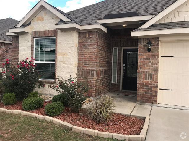 Building Photo - 1817 Mesquite Ln Rental