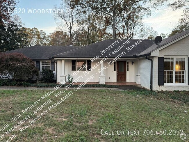 Building Photo - Charming Home in Prime Roswell Location