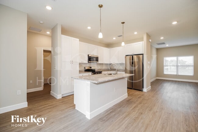 Photo - 1037 Garvey Rd