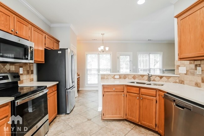 Photo - 7321 Rothmore St
