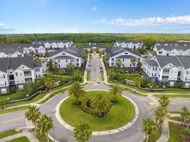 Photo - ARIUM Crowntree Lakes