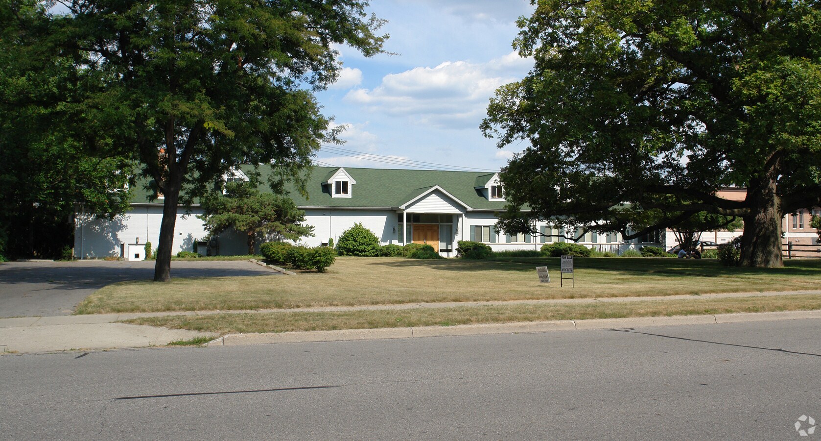 Photo - 120 Spartan Ave