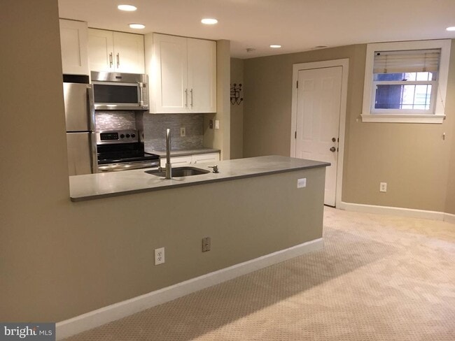 Photo - 1630 19th St NW