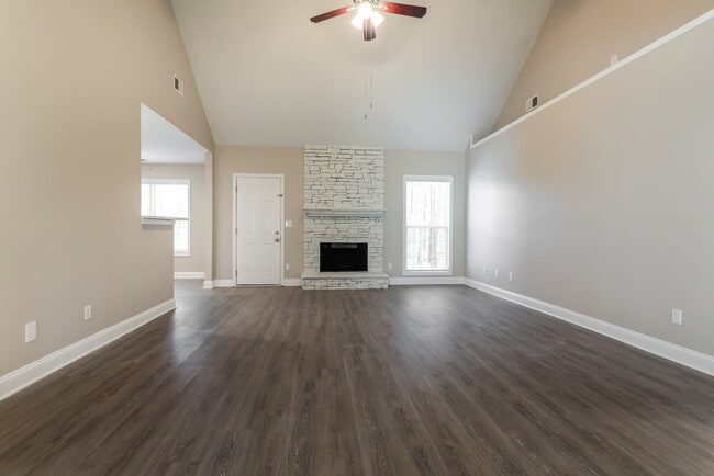 Photo - 2899 Gratis Rd