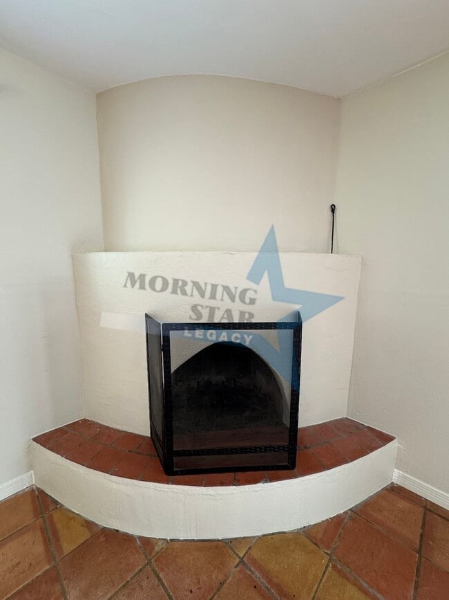 Photo - 3-Bedroom Home - True Desert Living!