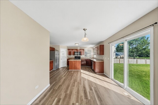 Photo - 6408 Roth Dr