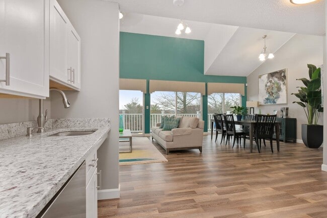South Winds Apartments
