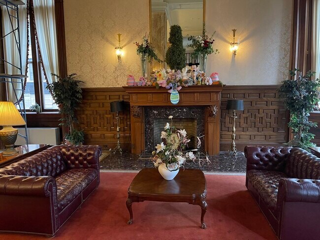 Photo - 140 Chestnut St