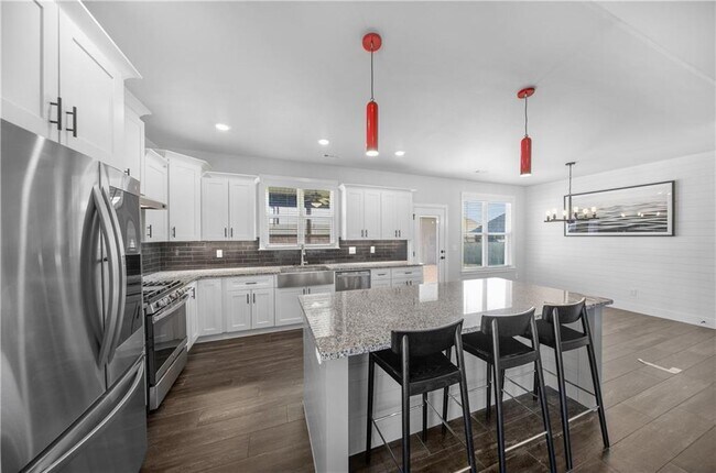 Photo - 1140 Hope St