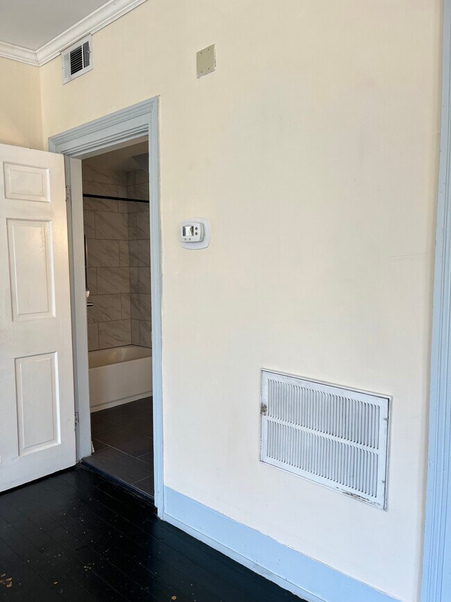 Photo - 421 E Anderson St Unit A