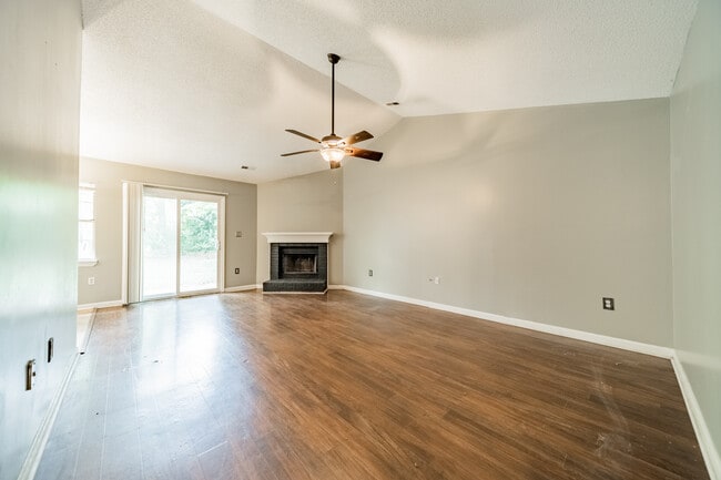 Photo - Room in House on Sherington Way