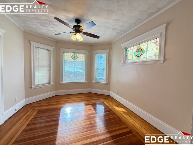 Photo - 12 Langley Rd Unit 2