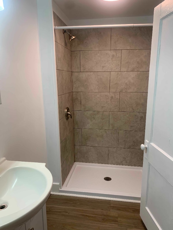 Photo - 709 Carothers Ave