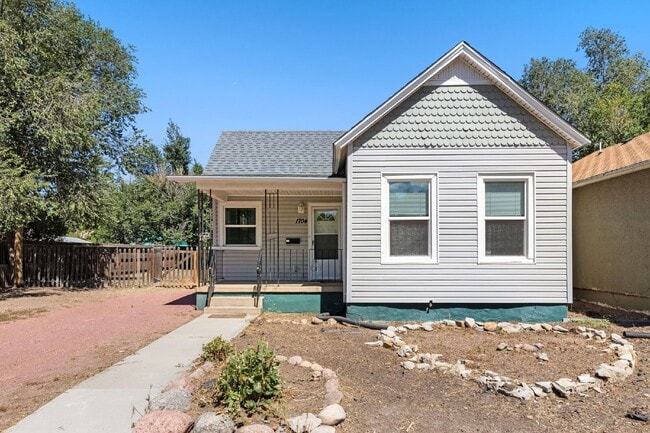 Building Photo - 1704 W Cucharras St