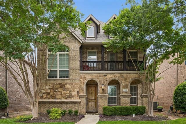 Building Photo - 5140 Chinquapin Dr