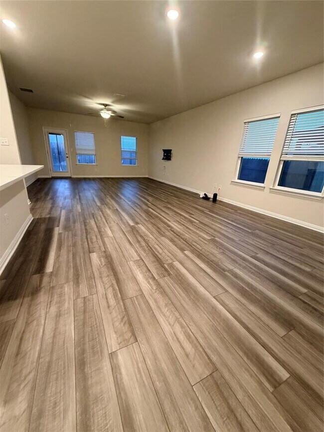 Photo - 1645 Settlers Glen Dr