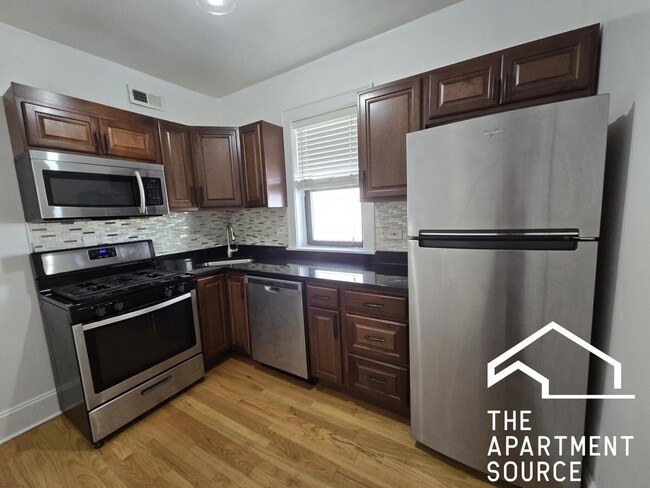 Photo - 716 Reba Pl Unit 3S