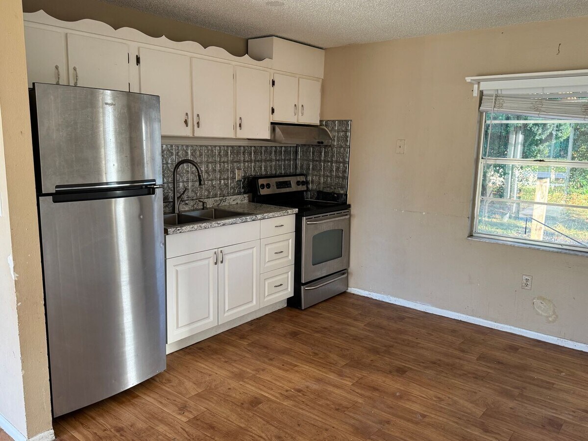 Photo - Spacious 3-Bedroom, 2-Bath Home in Spring ...