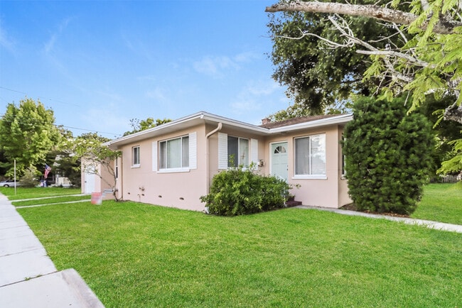 Photo - 1734 38th Ave N