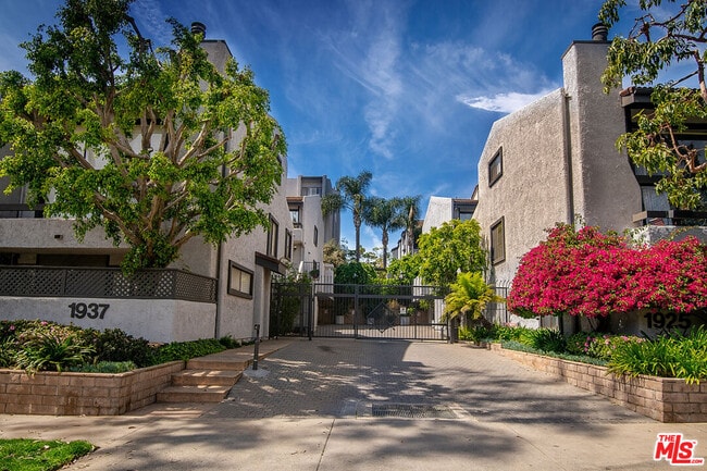 Photo - 1937 S Beverly Glen Blvd Unit 46