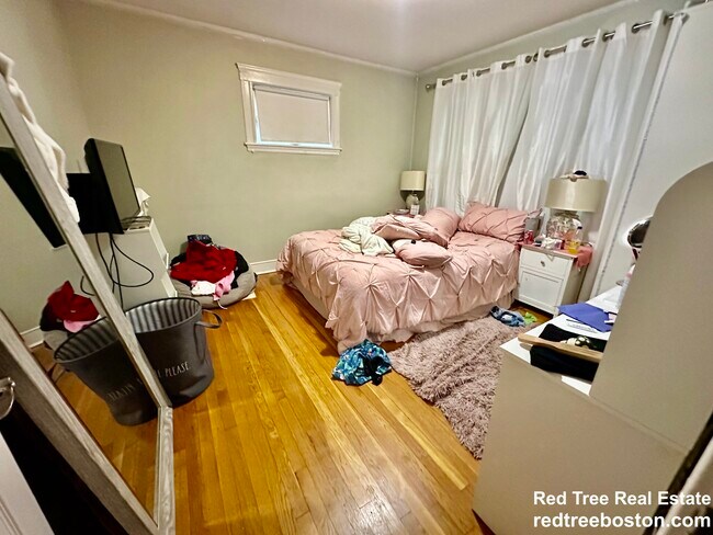 Photo - 62 Litchfield St