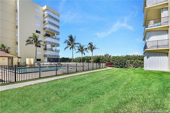 Photo - 7440 S Ocean Dr Unit 324A