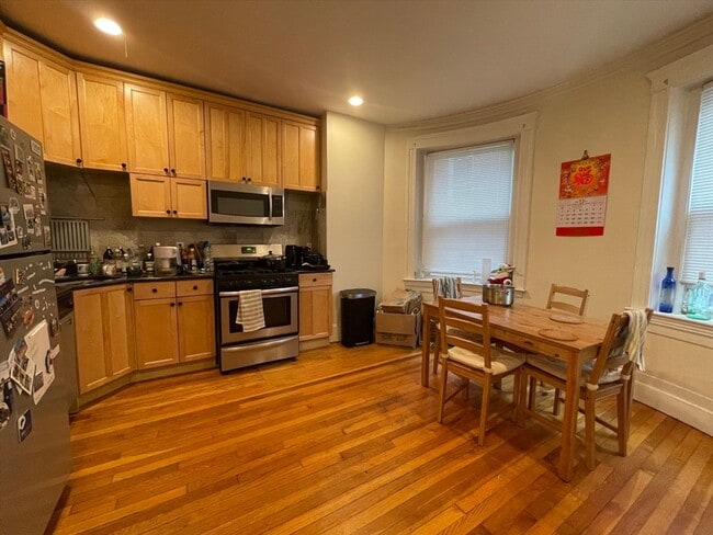 Photo - Brookline 4bed / 2bath no broker fee - $5500