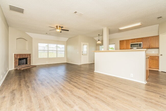 Photo - 1514 Wavecrest Dr