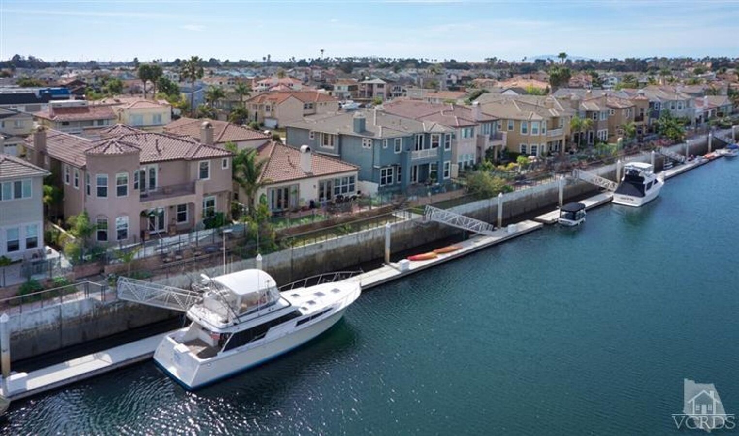 Large home on the waterway - Large home on the waterway