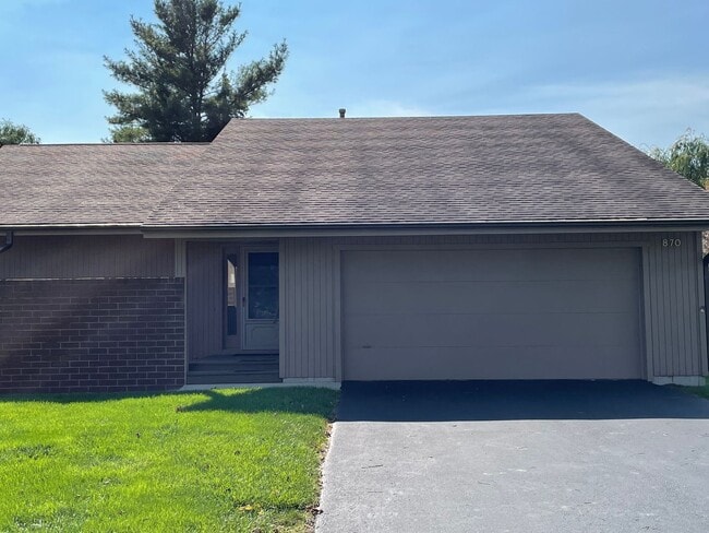 Photo - For Lease / Rent