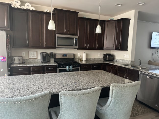 Photo - 3011 Osprey Way N