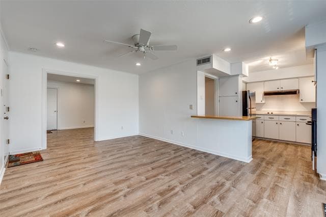 Photo - 5833 Birchbrook Dr Unit 208