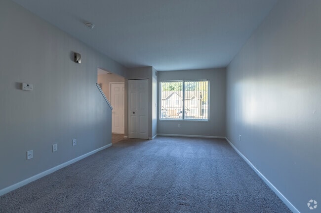 2BR, 1.5BA - 952SF - Upgrade - Living Room