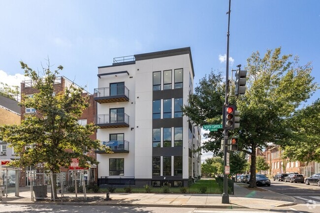 Building Photo - 14 P St NW Unit 102 Rental
