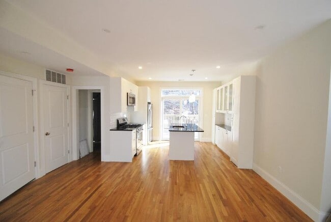 Photo - 143 Marcella St Unit 1