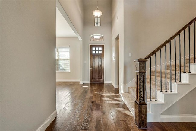 Photo - 3005 Crestwater Ridge