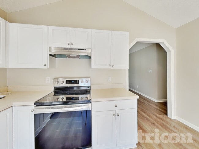 Photo - 5112 Limewood St