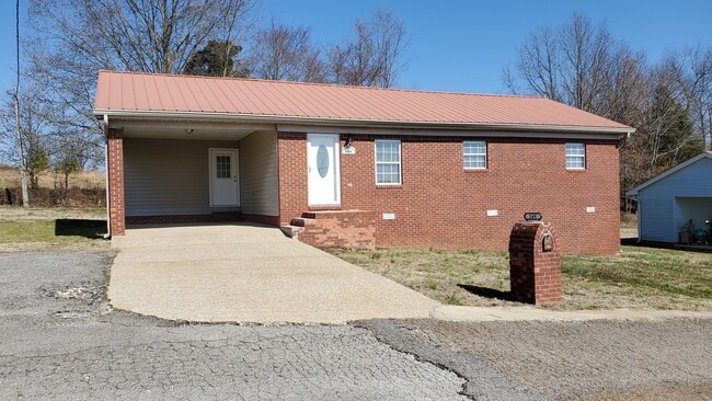 Photo - 149 Davis Ln