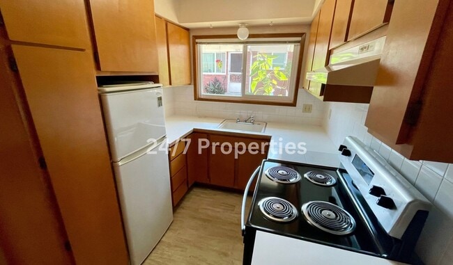Photo - 1BD I 1BA Apartment - Downtown Sellwood Unit 1433