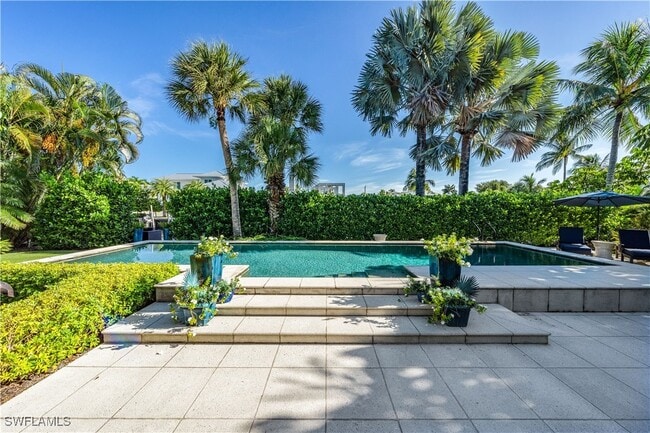 Photo - 491 17th Ave S