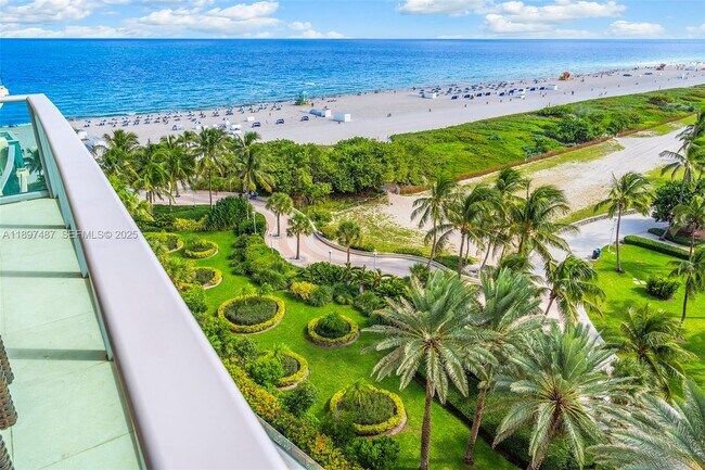 Building Photo - 1455 Ocean Dr Unit 1003