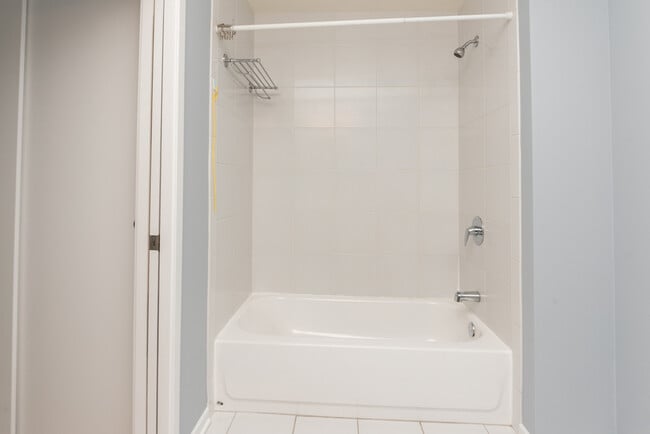 Photo - 1 E 8th St Unit 1003