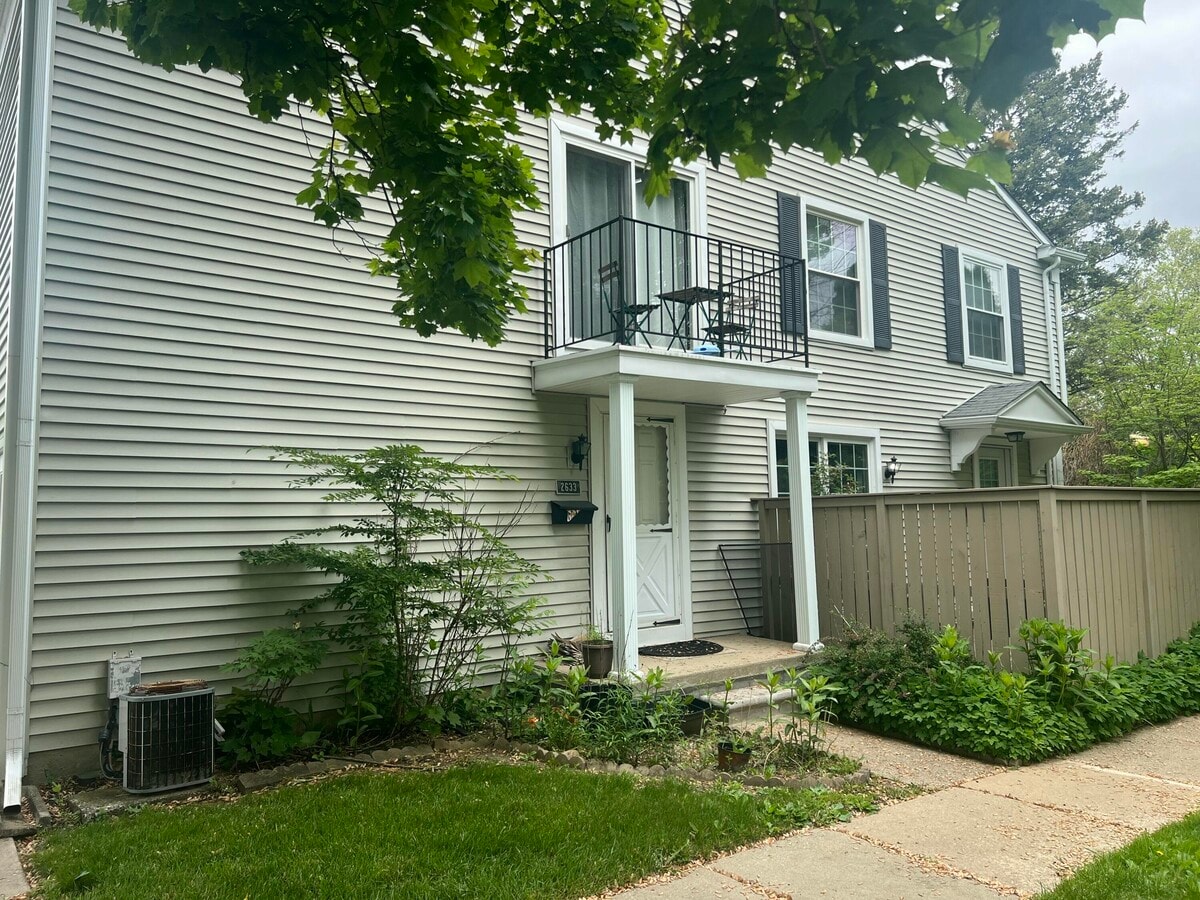 Photo - 2633 Fenwick Ct Condo