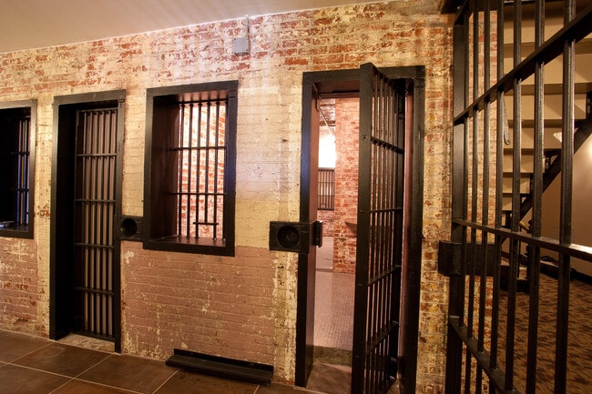 Olde Salem Jail