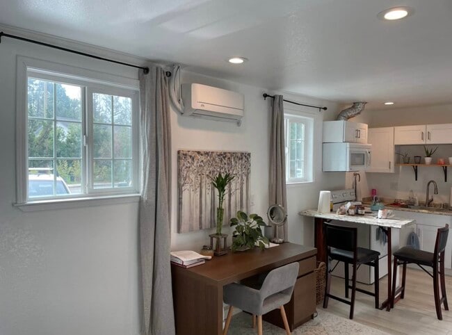 Photo - 3195 Cayman Pl