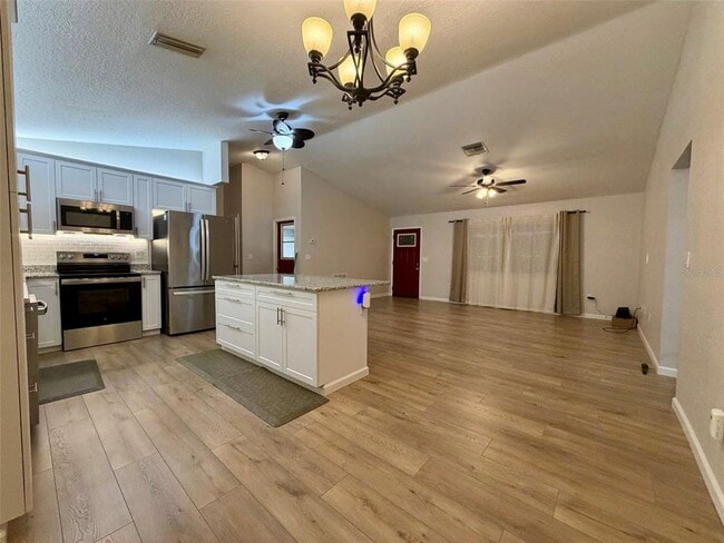 Photo - 7242 Ashmore Dr